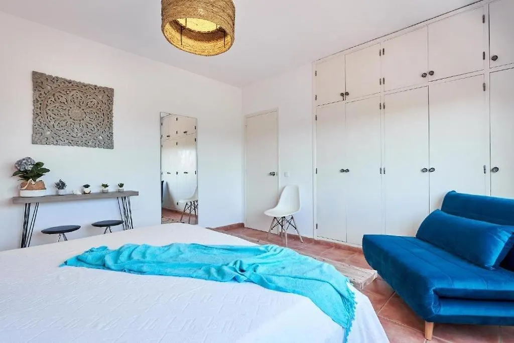 The Lovely Villa Ibiza 0*,  Espanha